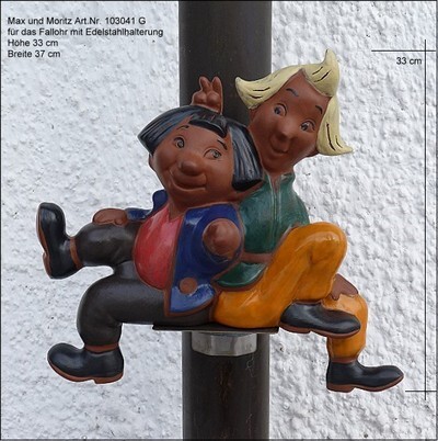 max-und-moritz als fallrohrfigur mit edelstahl