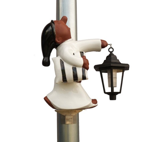 dachschmuck-laufender schlafwandler mit kissen und solarlaterne laufender schlafwandler mit sternenkleid, kissen und solarlaterne