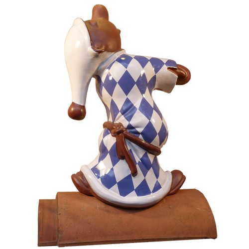 laufender schlafwandler mit bauch und karo bayerisch